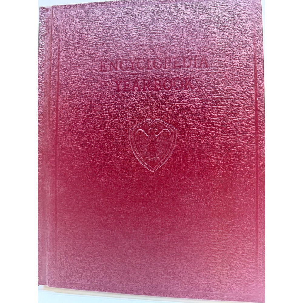 1971 Colliers Encyclopedia Yearbook Covering The Year 1970 Vintage Hardcover